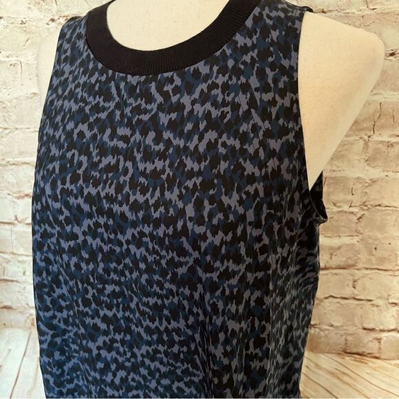 Athleta leopard sleeveless tank top - Picture 6 of 7